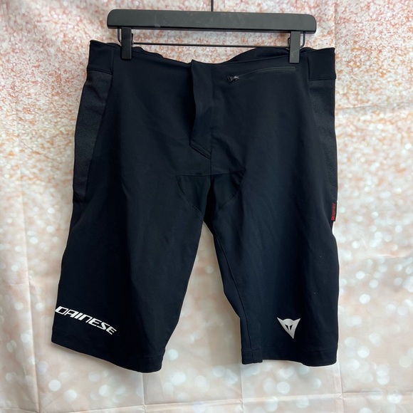 Dainese HG 1 Biking Shorts - Picture 2 of 15